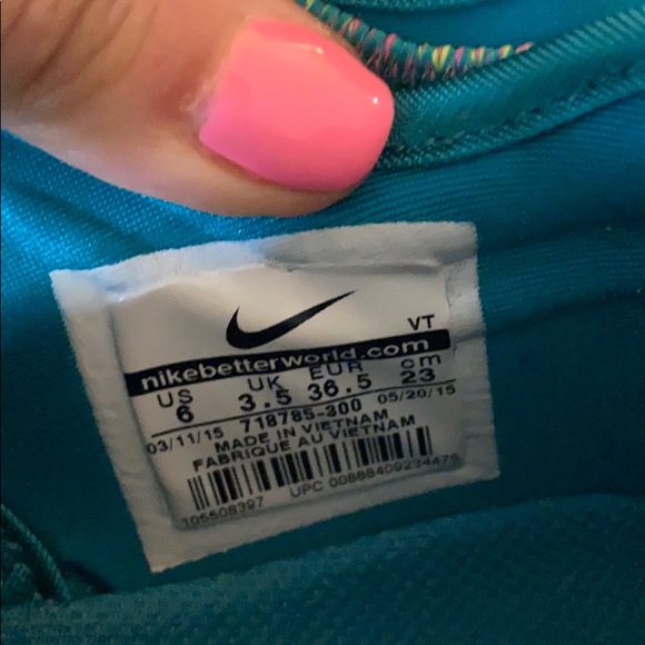 Nike Free 5.0 multi color size 6. - Picture 10 of 10